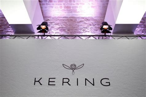 kering luxe emploi.